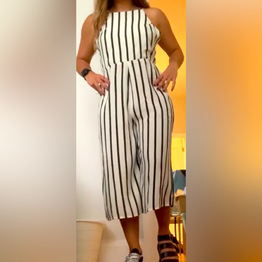 FOREVER 21 sleeveless jumpsuit